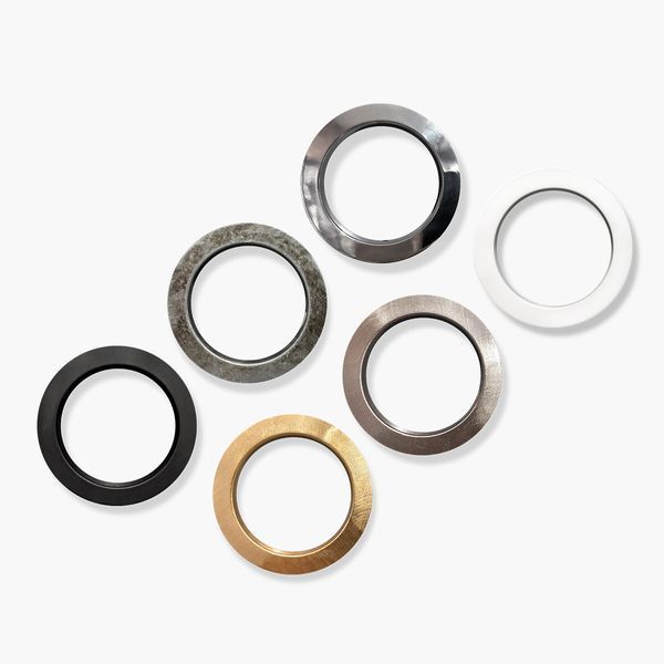Круглая белая ручка для мебели Circle 64 мм между винтами FX-085-64-07 фото